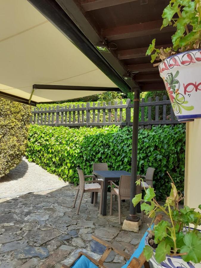 칸가스 델 나르세아 La Casina De Santulaya 빌라 외부 사진