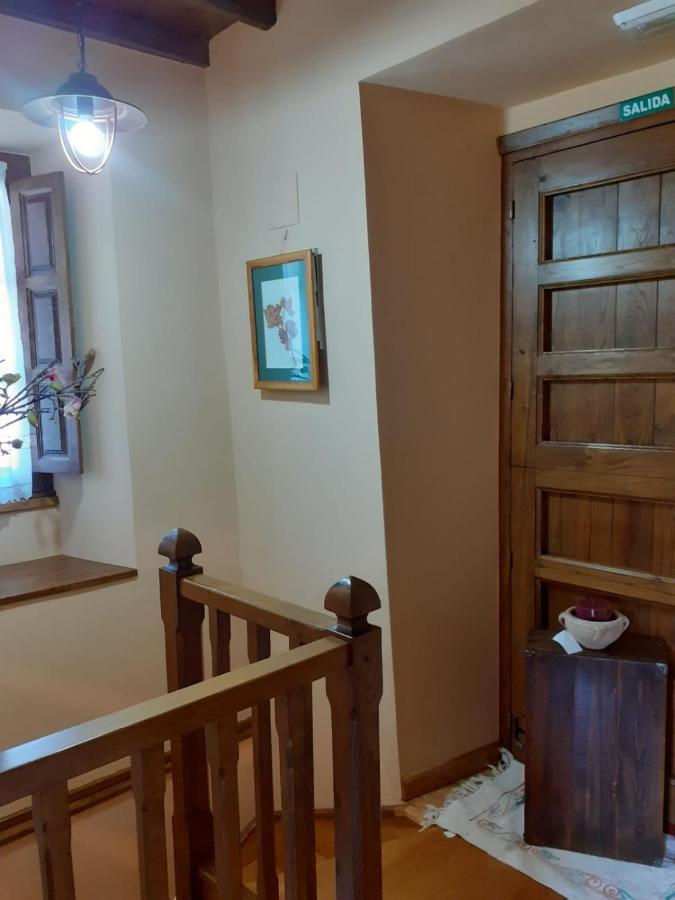 칸가스 델 나르세아 La Casina De Santulaya 빌라 외부 사진