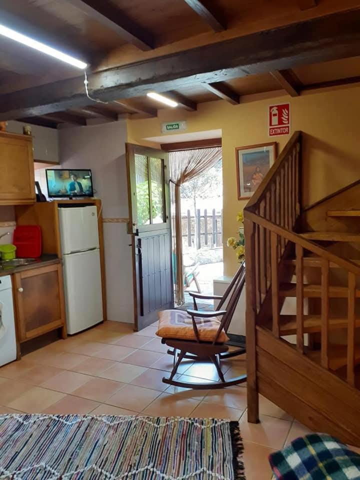 칸가스 델 나르세아 La Casina De Santulaya 빌라 외부 사진